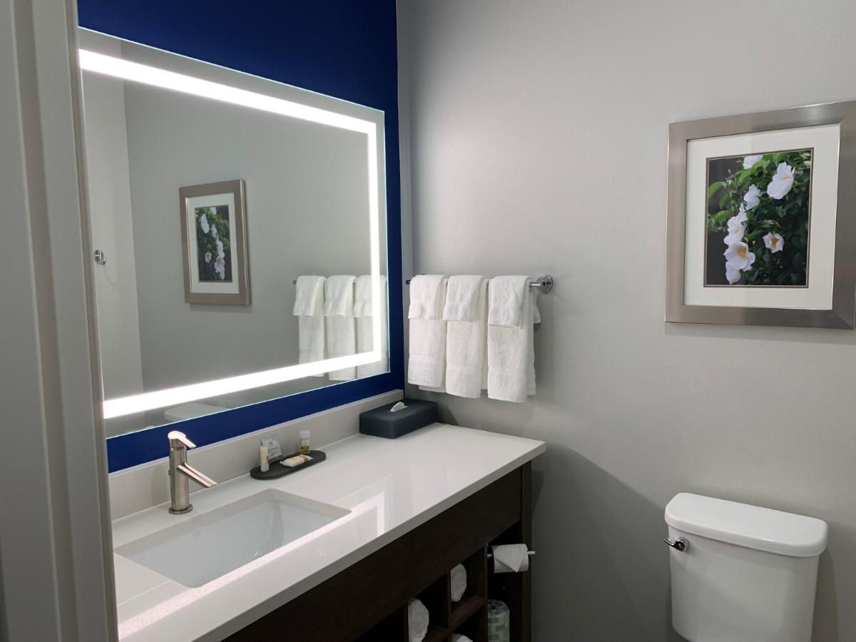 La Quinta Inn & Suites By Wyndham Tifton Exterior foto